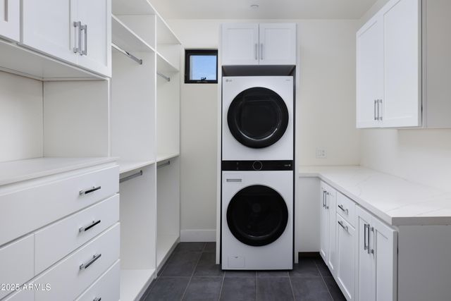 6718 E SAN JUAN Avenue, Paradise Valley, AZ 85253