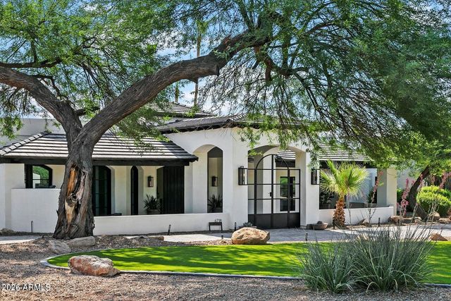 6718 E SAN JUAN Avenue, Paradise Valley, AZ 85253