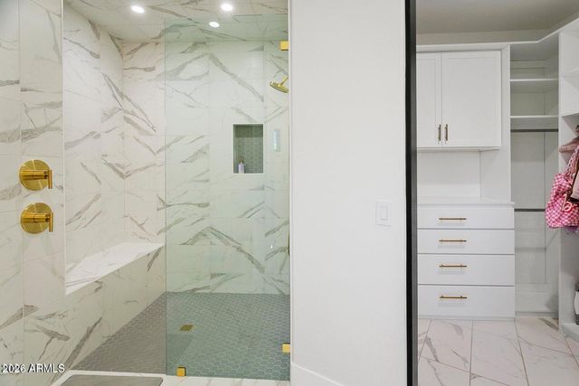 6718 E SAN JUAN Avenue, Paradise Valley, AZ 85253