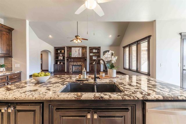 8280 Prairie Ridge Road, Yukon, OK 73099