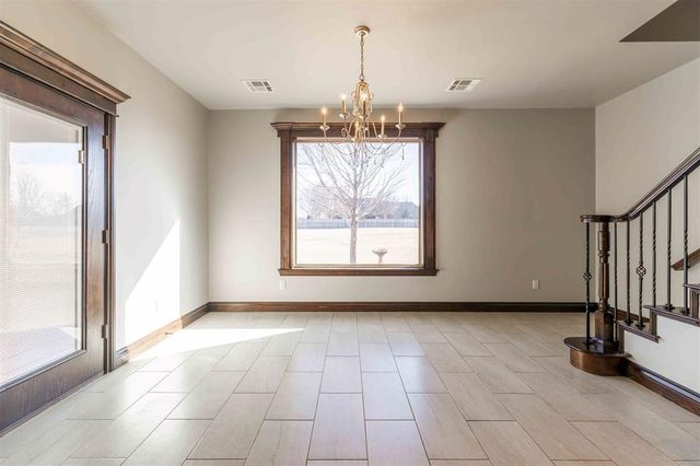 8280 Prairie Ridge Road, Yukon, OK 73099