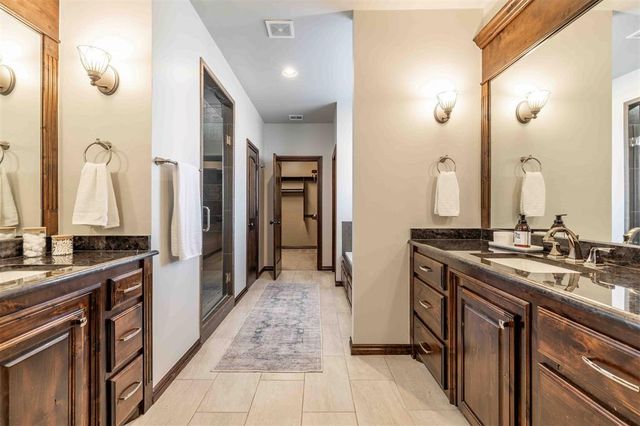 8280 Prairie Ridge Road, Yukon, OK 73099