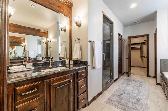 8280 Prairie Ridge Road, Yukon, OK 73099