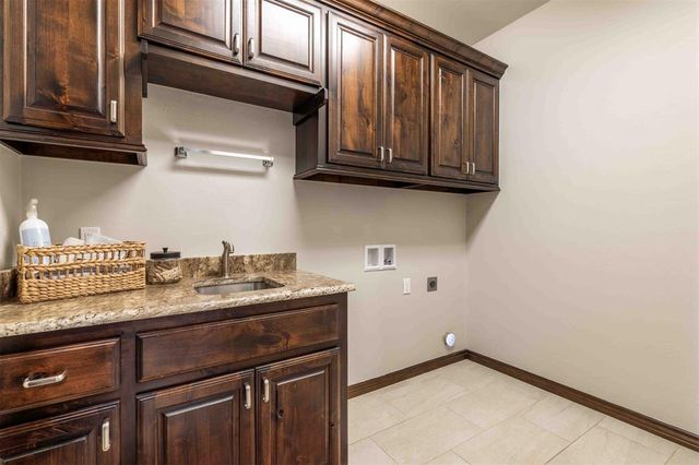 8280 Prairie Ridge Road, Yukon, OK 73099