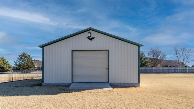 8280 Prairie Ridge Road, Yukon, OK 73099