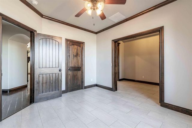 8280 Prairie Ridge Road, Yukon, OK 73099