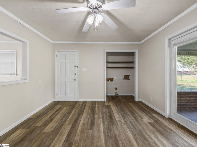 299 Mcabee Road, Roebuck, SC 29376