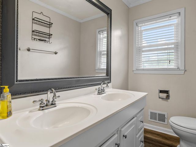 299 Mcabee Road, Roebuck, SC 29376