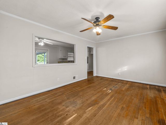 299 Mcabee Road, Roebuck, SC 29376