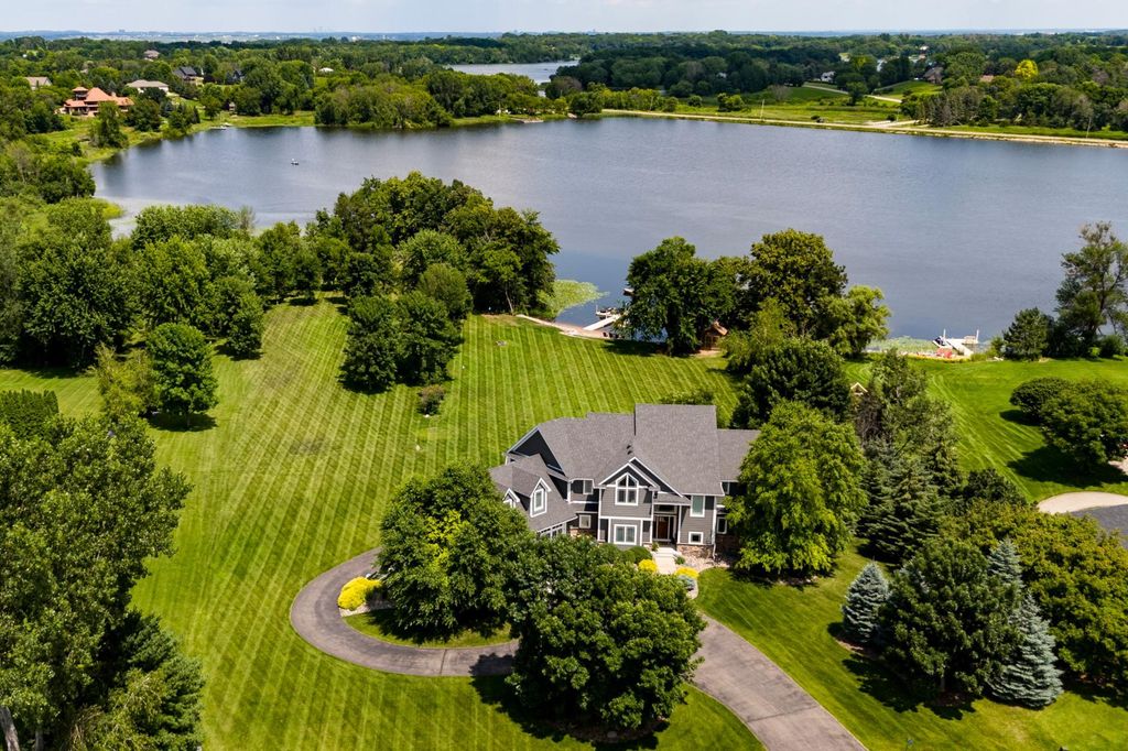 596 Hahn Drive, Shakopee, MN 55379 — photo 5