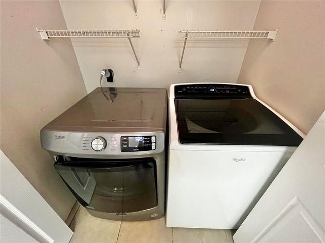 10368 CARROLLWOOD LANE 234, Tampa, FL 33618