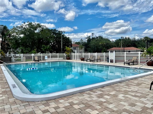 10368 CARROLLWOOD LANE 234, Tampa, FL 33618