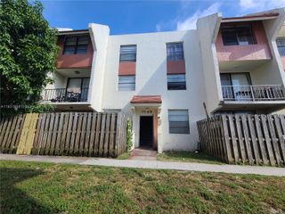 1750 NW 55th Ave 103, Lauderhill, FL 33313