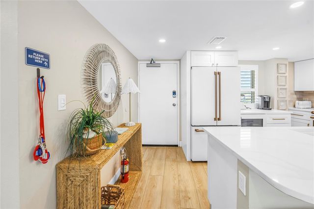 6300 MIDNIGHT PASS ROAD 702, Sarasota, FL 34242