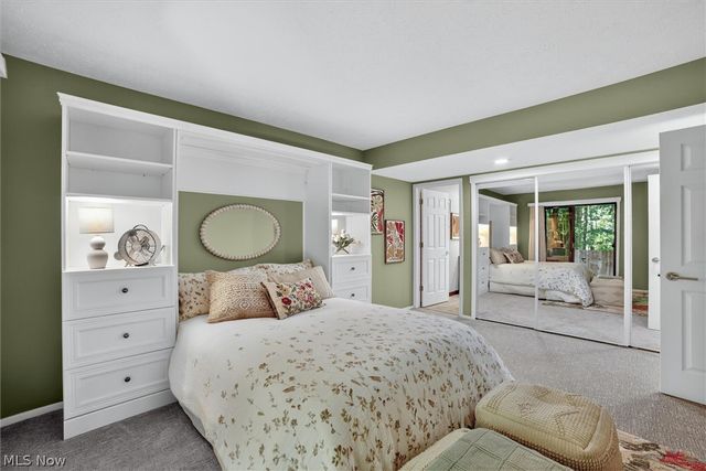 17813 Suncliff Place, Strongsville, OH 44136