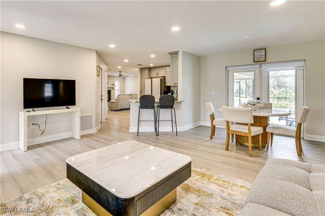 6030 Perthshire LN, Fort Myers, FL 33908