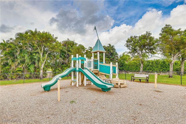 6030 Perthshire LN, Fort Myers, FL 33908