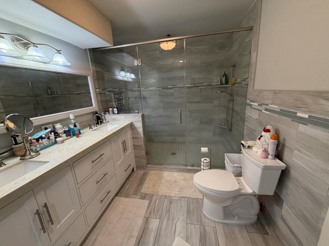 601 Mitchell Road, Houston, TX 77037