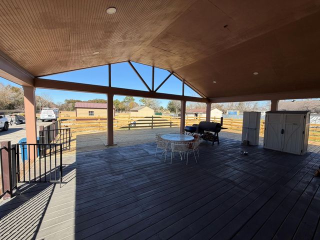 601 Mitchell Road, Houston, TX 77037