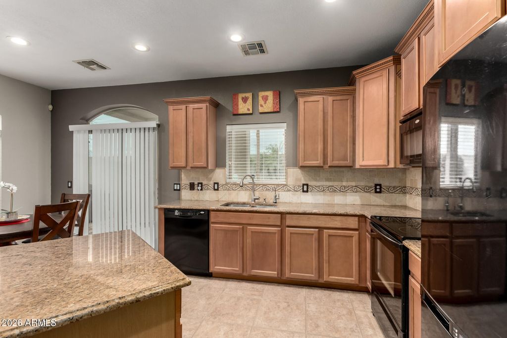 Image 15 of property listing at 280 S EVERGREEN Road 1350, Tempe, AZ 85288