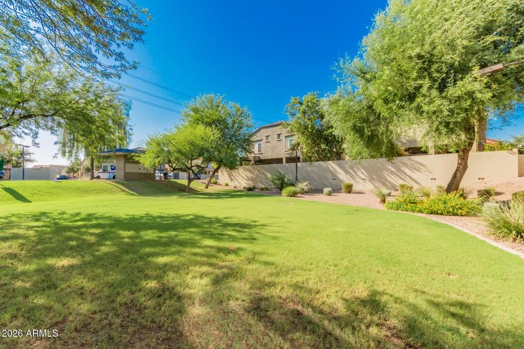 Image 43 of property listing at 280 S EVERGREEN Road 1350, Tempe, AZ 85288