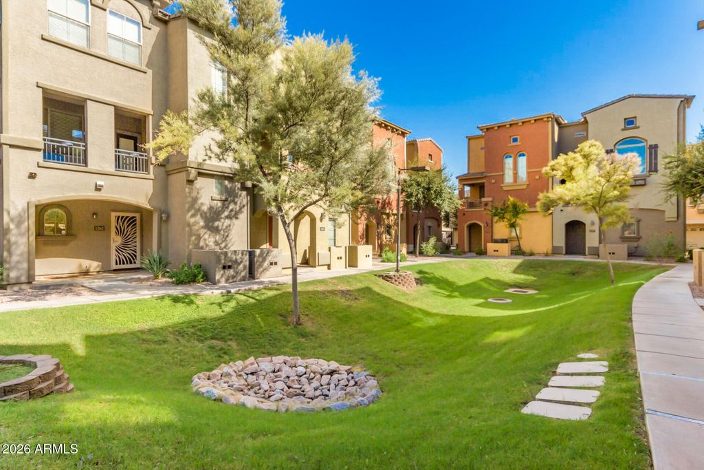 Image 45 of property listing at 280 S EVERGREEN Road 1350, Tempe, AZ 85288