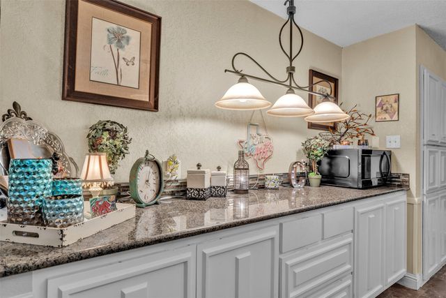 2908 Nancy Circle, Arlington, TX 76013