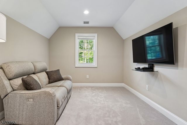 27 Wardle Ave, Berkeley Heights Twp., NJ 07922