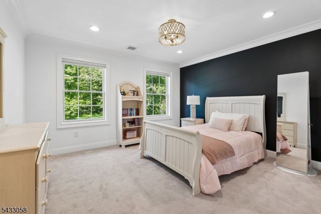 27 Wardle Ave, Berkeley Heights Twp., NJ 07922