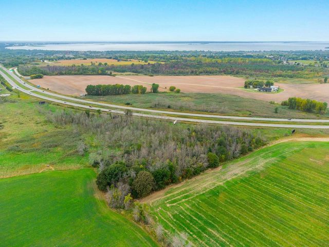 3800 STURGEON BAY ROAD, Green Bay, WI 54229