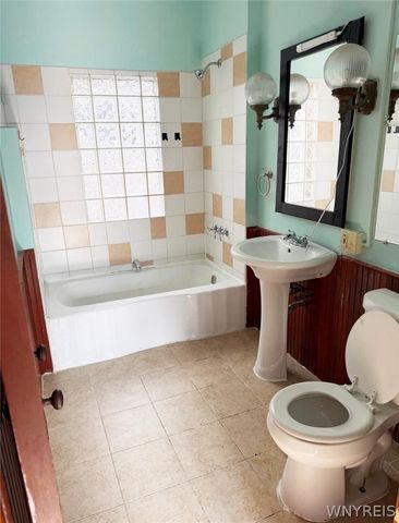 43 Countess Avenue, Buffalo, NY 14211