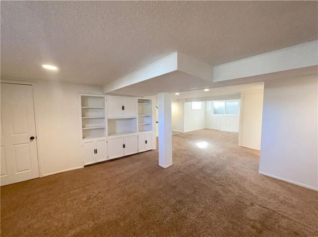 6507 E 55th Terrace, Kansas City, MO 64129