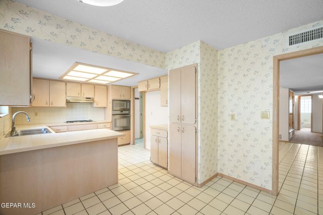 6121 VIA FORTUNA Lane, El Paso, TX 79912