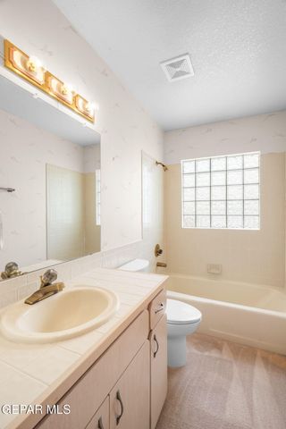 6121 VIA FORTUNA Lane, El Paso, TX 79912