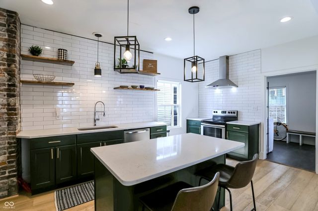 1306 S East Street, Indianapolis, IN 46225