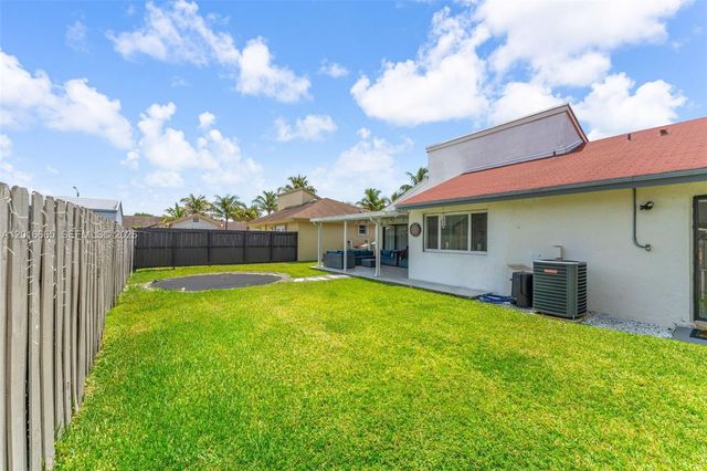 12247 SW 203rd St, Miami, FL 33177