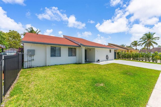 12247 SW 203rd St, Miami, FL 33177