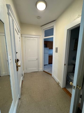 87 Gordon St 11, Boston, MA 02135