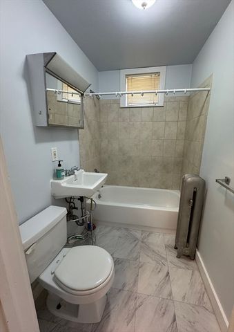87 Gordon St 11, Boston, MA 02135