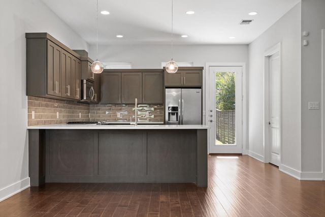 7217 Blessing Ave A, Austin, TX 78752