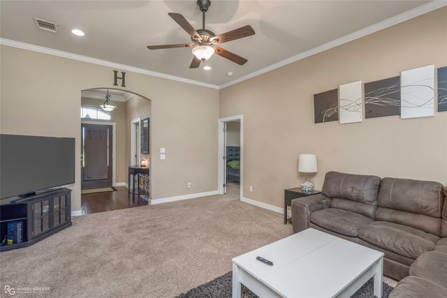 3826 Pickering Pass Drive, Bossier City, LA 71111