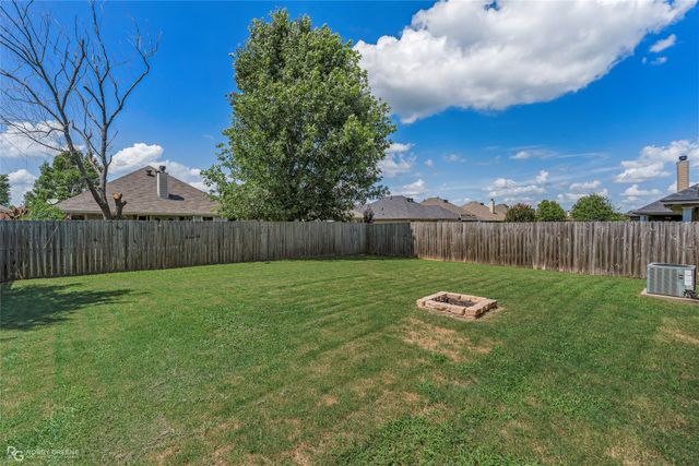 3826 Pickering Pass Drive, Bossier City, LA 71111