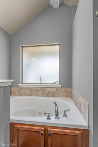 3826 Pickering Pass Drive, Bossier City, LA 71111