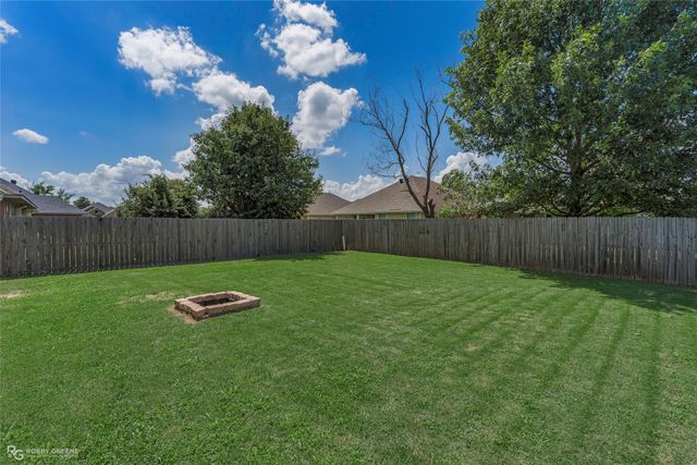 3826 Pickering Pass Drive, Bossier City, LA 71111