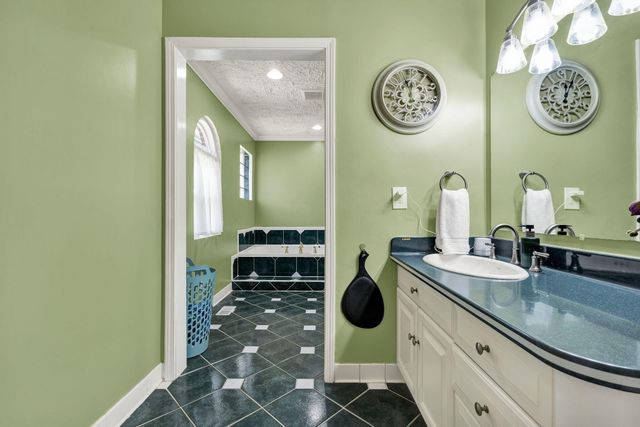 4906 Adelia Drive, Chattanooga, TN 37416