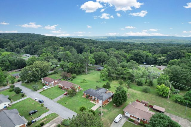 4906 Adelia Drive, Chattanooga, TN 37416