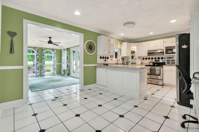4906 Adelia Drive, Chattanooga, TN 37416