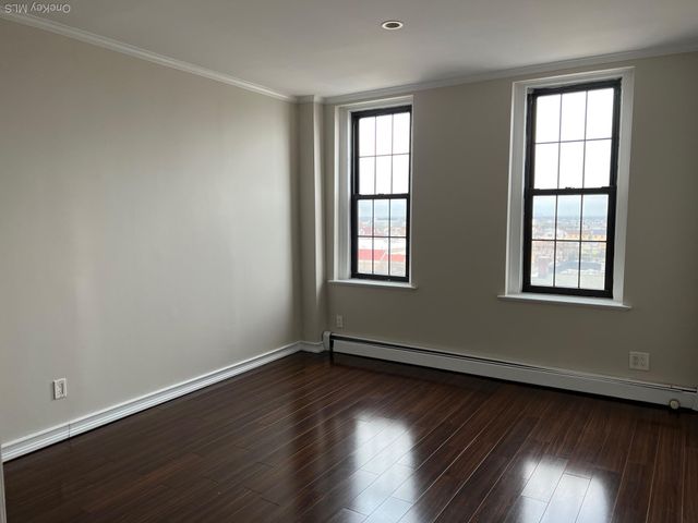 310 Riverside Boulevard 5-H, Long Beach, NY 11561