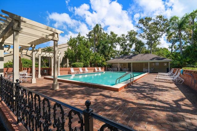 8 PELICAN PLACE 8, Belleair, FL 33756