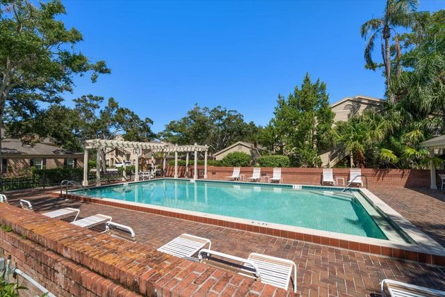 8 PELICAN PLACE 8, Belleair, FL 33756